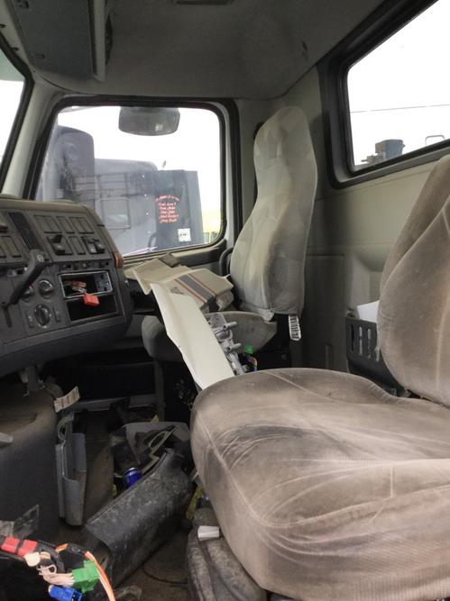 VOLVO VNL