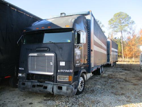 FREIGHTLINER FLB