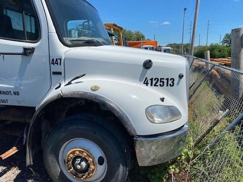 FREIGHTLINER M2 112