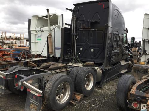 FREIGHTLINER CASCADIA 125