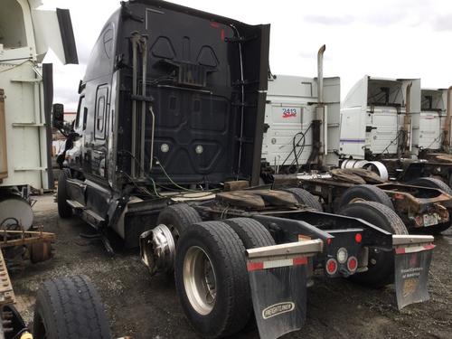 FREIGHTLINER CASCADIA 125