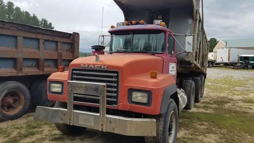 MACK RD688S