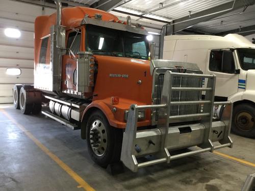 WESTERN STAR TRUCKS 4900FA