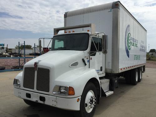 KENWORTH T300