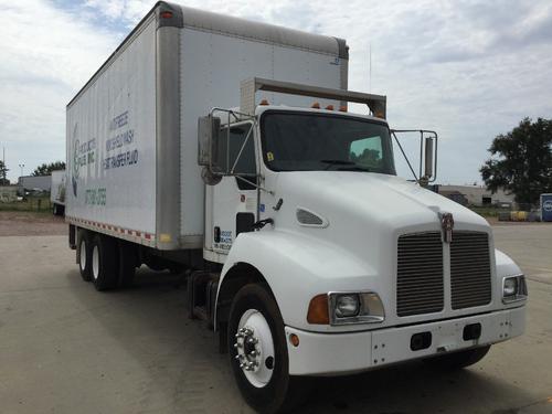 KENWORTH T300