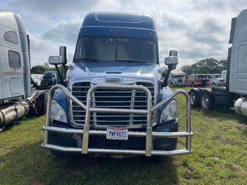 FREIGHTLINER Cascadia