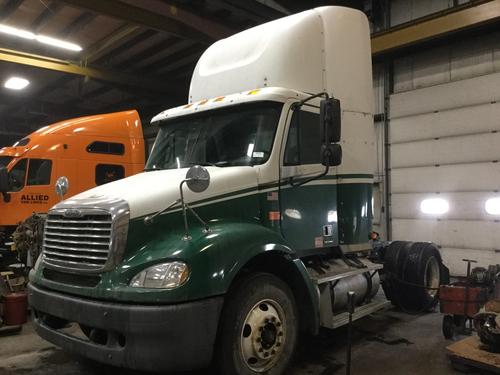 FREIGHTLINER COLUMBIA 112