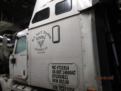 FREIGHTLINER COLUMBIA 112