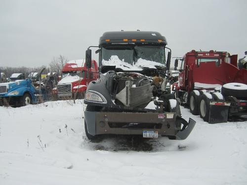 FREIGHTLINER COLUMBIA 120