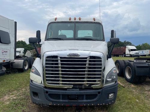 FREIGHTLINER Cascadia