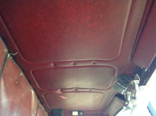 FREIGHTLINER FLT