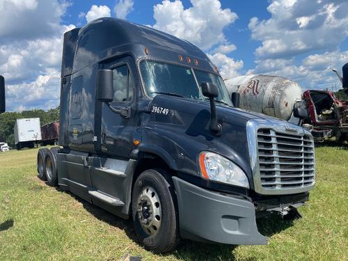 FREIGHTLINER Cascadia