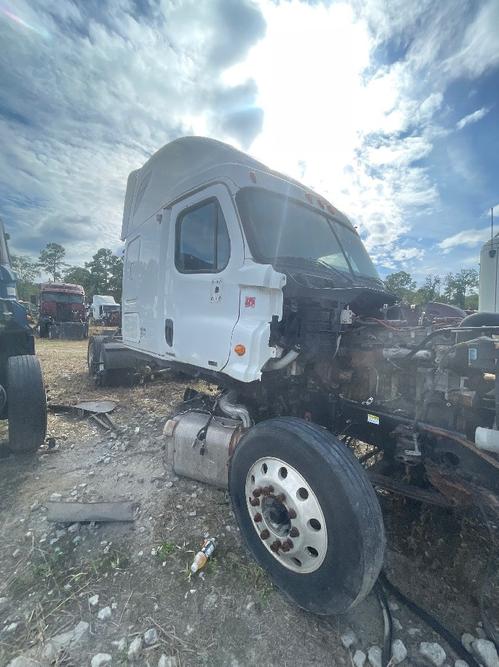 FREIGHTLINER CASCADIA