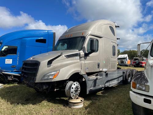FREIGHTLINER Cascadia