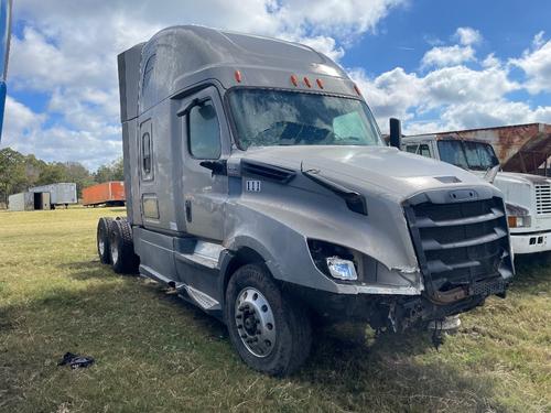 FREIGHTLINER Cascadia