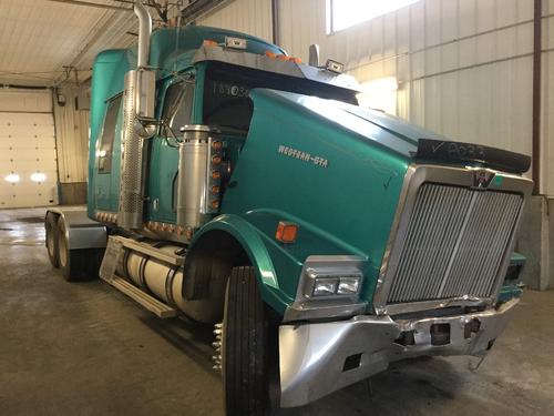 WESTERN STAR TRUCKS 4900FA