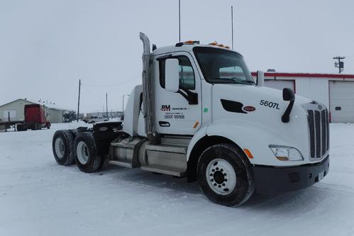 PETERBILT 579