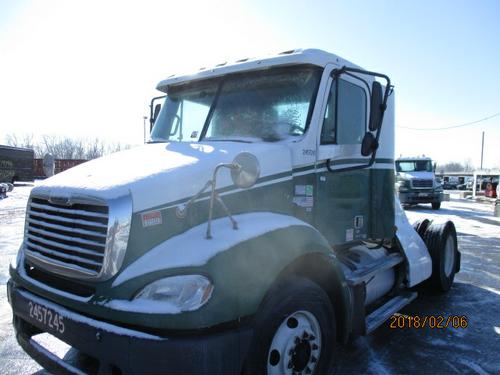 FREIGHTLINER COLUMBIA 112