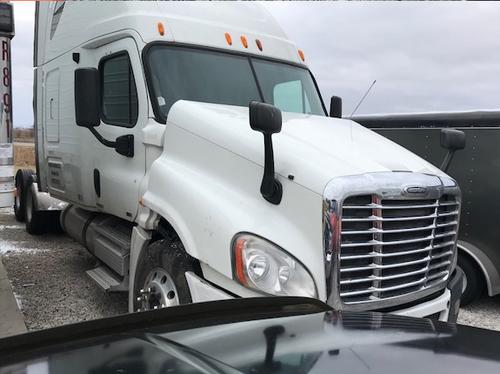 FREIGHTLINER CASCADIA 125