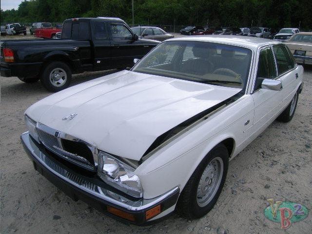 JAGUAR XJ6