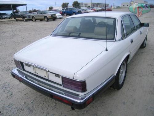 JAGUAR XJ6