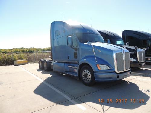 KENWORTH T700
