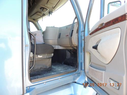 KENWORTH T700