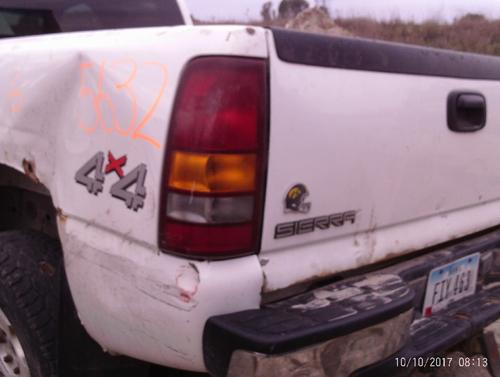 GMC SIERRA 1500 PICKUP