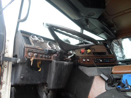 FREIGHTLINER CAB OVER