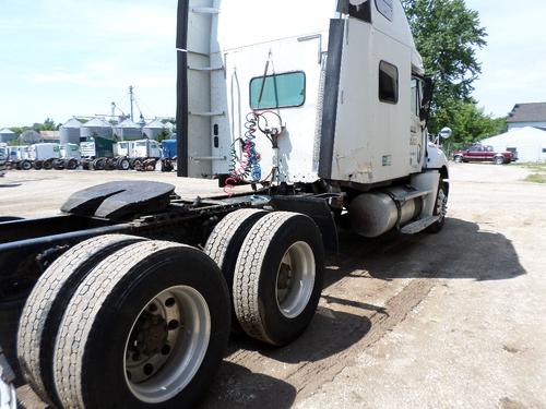 FREIGHTLINER COLUMBIA 120