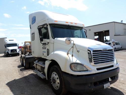 FREIGHTLINER COLUMBIA 120