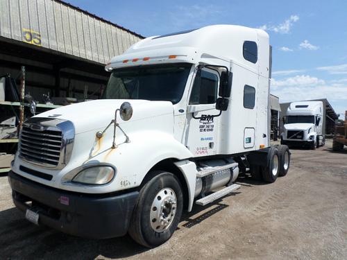 FREIGHTLINER COLUMBIA 120