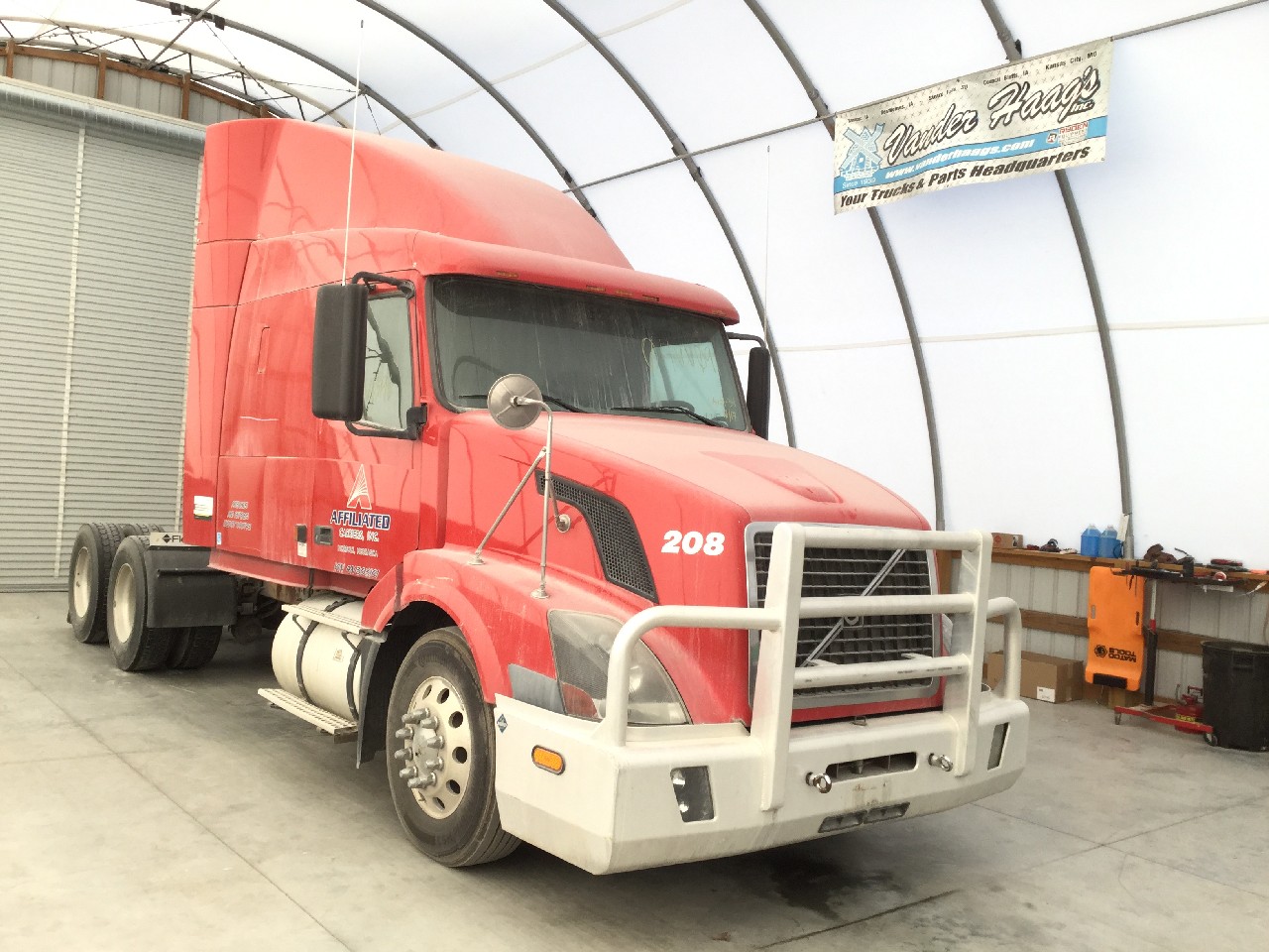 VOLVO VNL