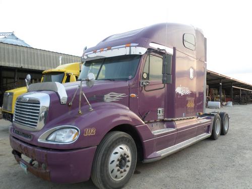 FREIGHTLINER COLUMBIA 120