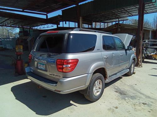 TOYOTA SEQUOIA