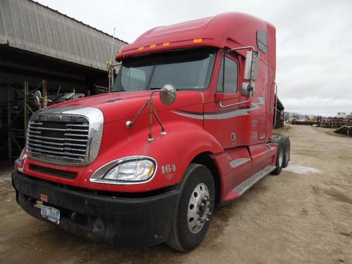 FREIGHTLINER COLUMBIA 120