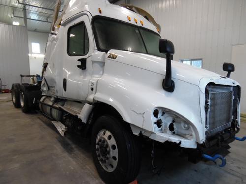 FREIGHTLINER CASCADIA 125