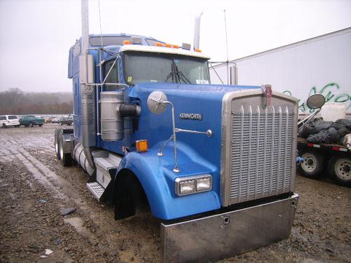 KENWORTH W900