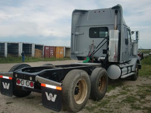 WESTERN STAR TRUCKS 4900