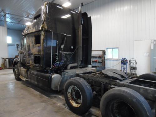 PETERBILT 587