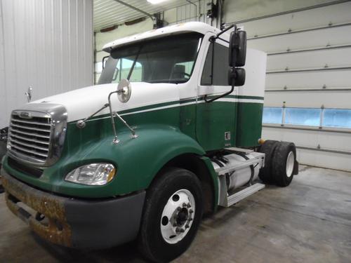 FREIGHTLINER COLUMBIA 112