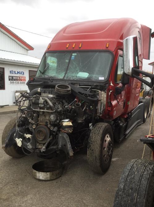 FREIGHTLINER CASCADIA 125