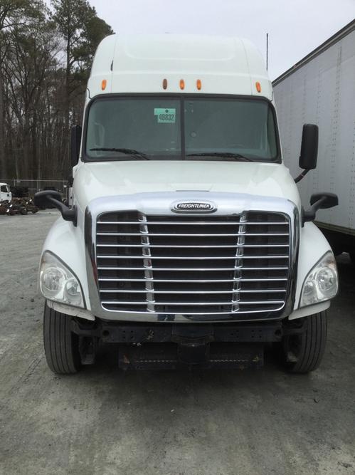 FREIGHTLINER CASCADIA 125