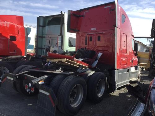 FREIGHTLINER CASCADIA 125