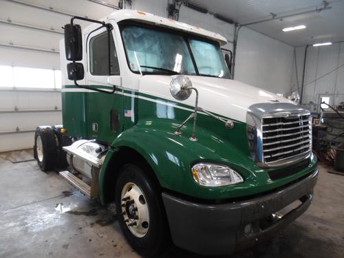 FREIGHTLINER COLUMBIA 112