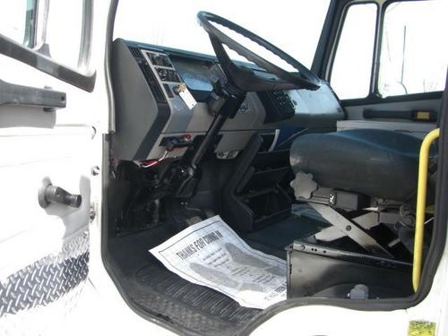 FREIGHTLINER FL80