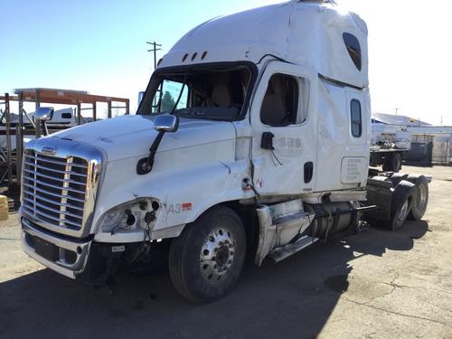 FREIGHTLINER CASCADIA 125