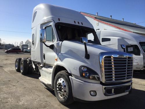 FREIGHTLINER CASCADIA 125