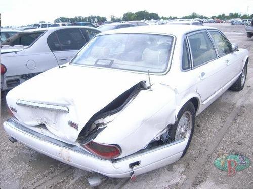 JAGUAR XJ6