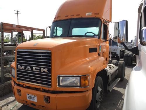 MACK CH612